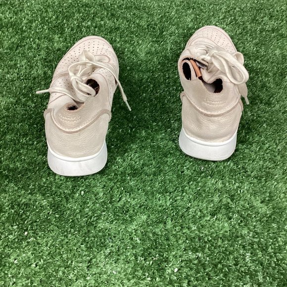 Kenneth Cole Gentle Souls Raina Lite Jogger 7.5 - Picture 6 of 10